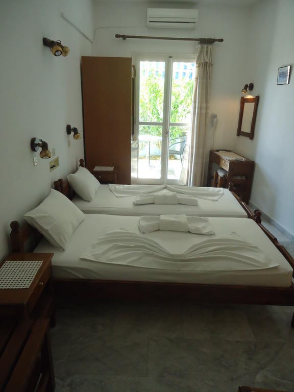 Zorbas Hotel 피타고레이오 객실 사진