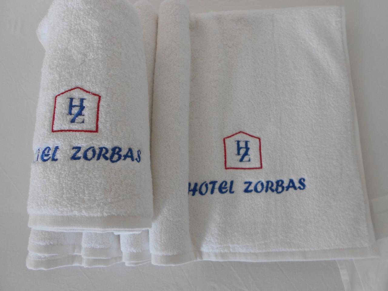 Zorbas Hotel 피타고레이오 외부 사진